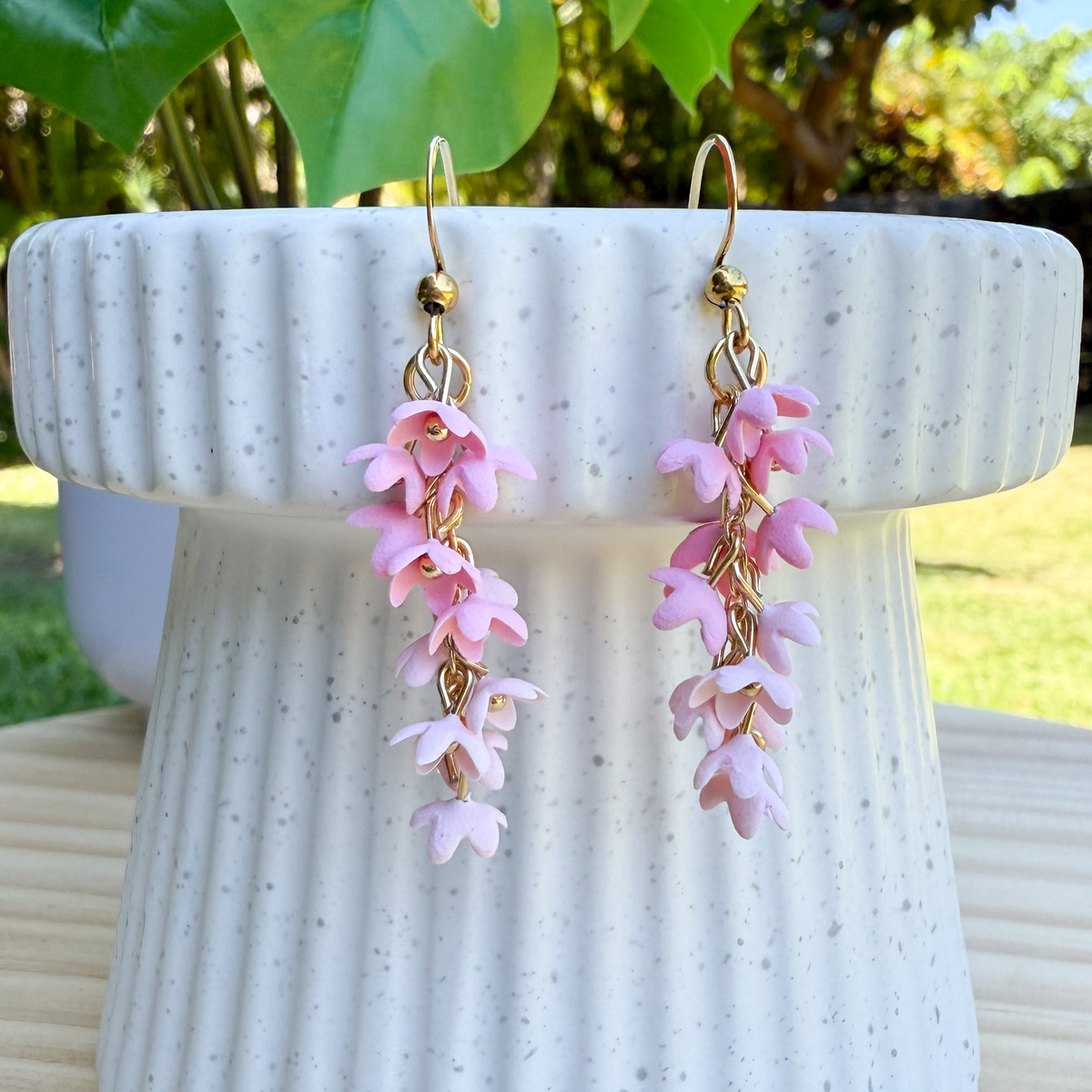 Wisteria: pink